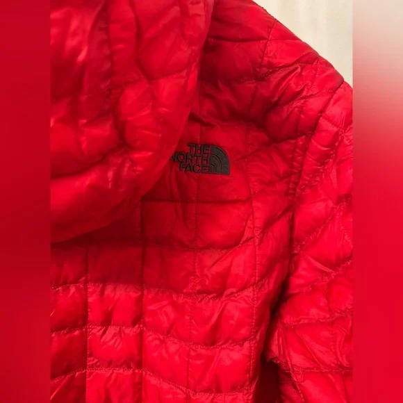 The North Face Men's Thermoball Red Puffer Jacket Full Zip Size: M - Picture 7 of 14